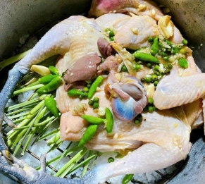 ga-tre-no-muoi-hot